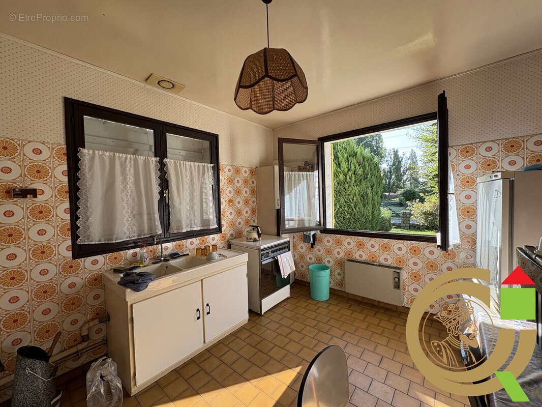 Maison à BOUIN-PLUMOISON