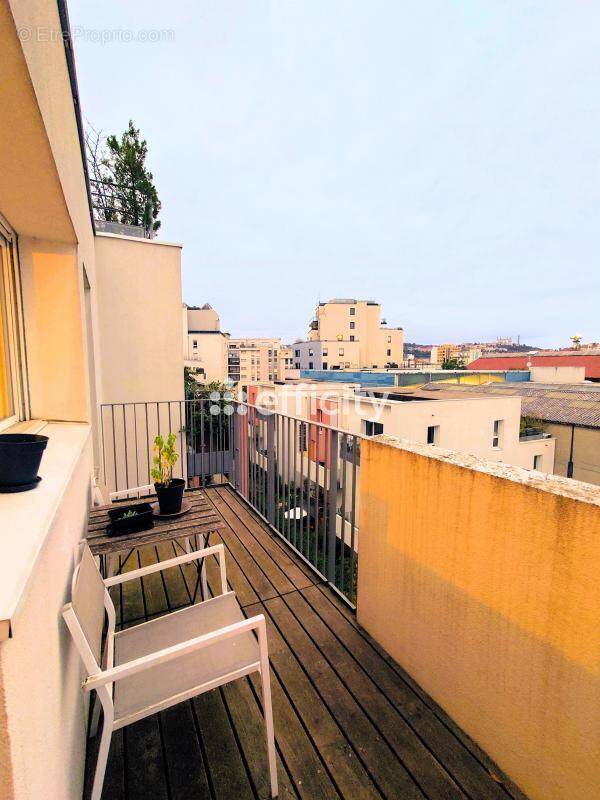 Appartement à LYON-7E