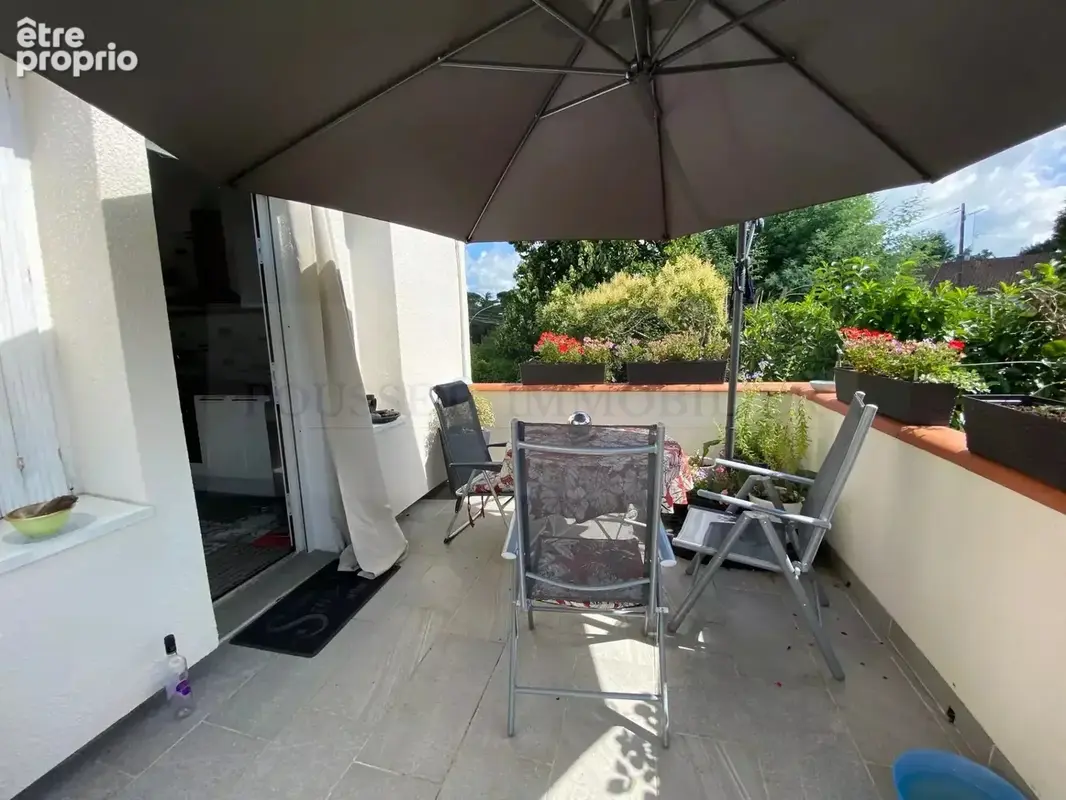 Joli pavillon parfaitement renove sur un terrain clos d’une contenance totale de 716 m². - photo 3
