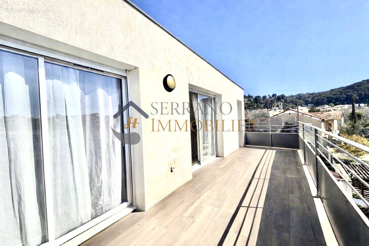 Appartement à CHATEAURENARD