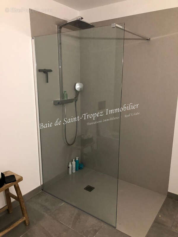 Appartement à SAINT-TROPEZ