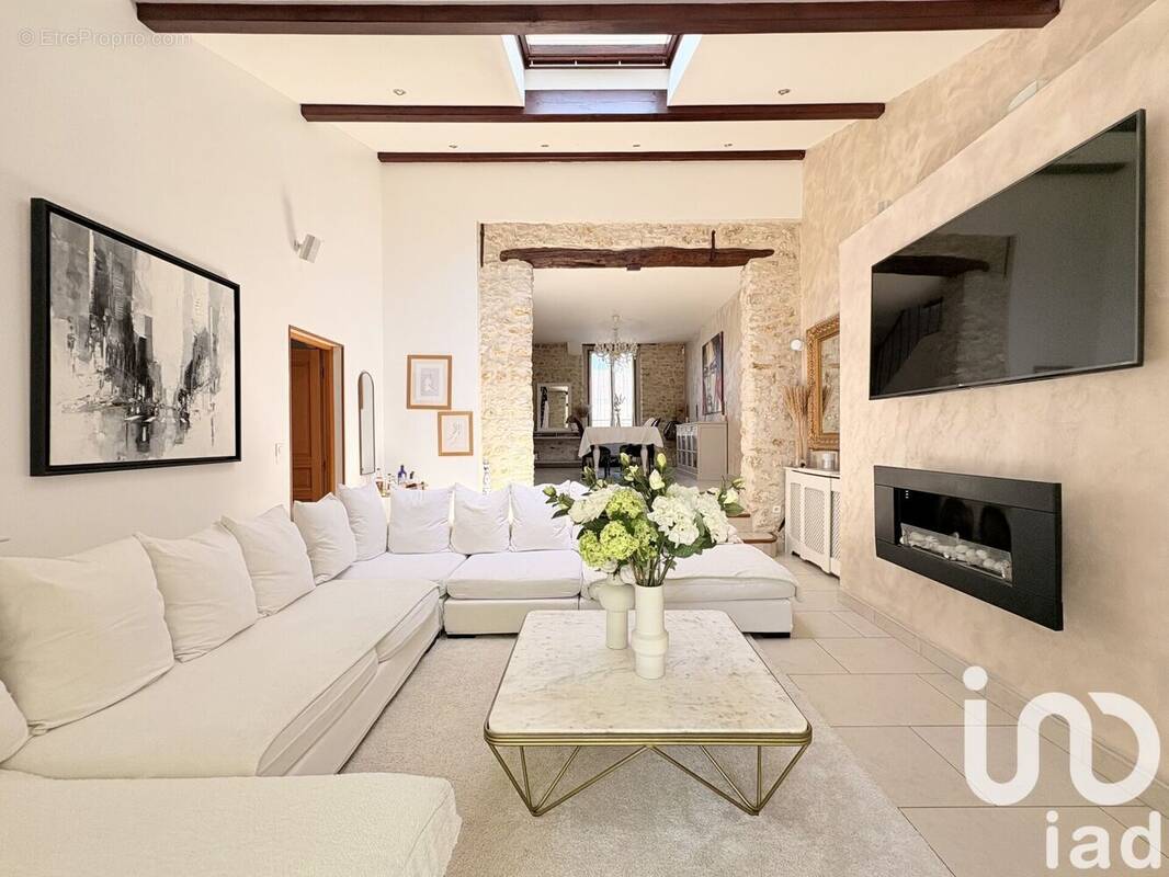 Photo 1 - Maison à MOISSY-CRAMAYEL