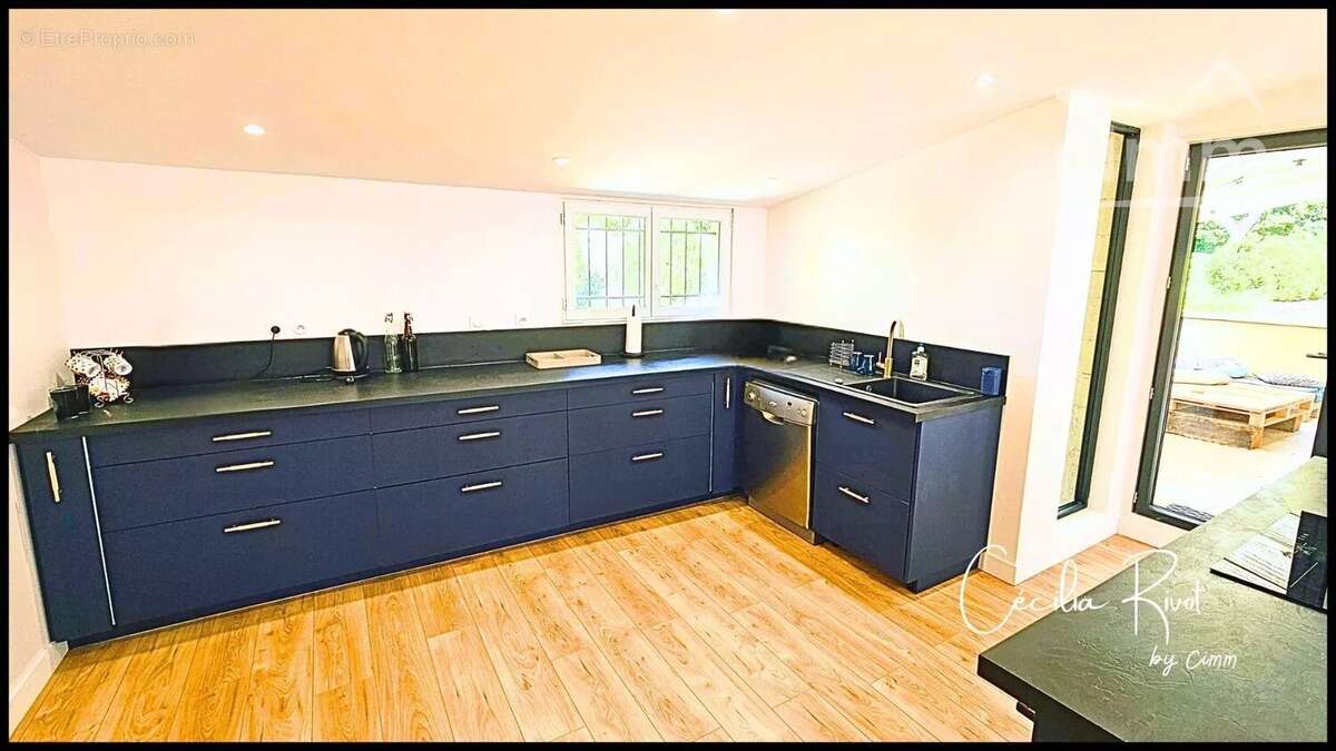 Maison à SAINT-MARTIAL-DE-MIRAMBEAU