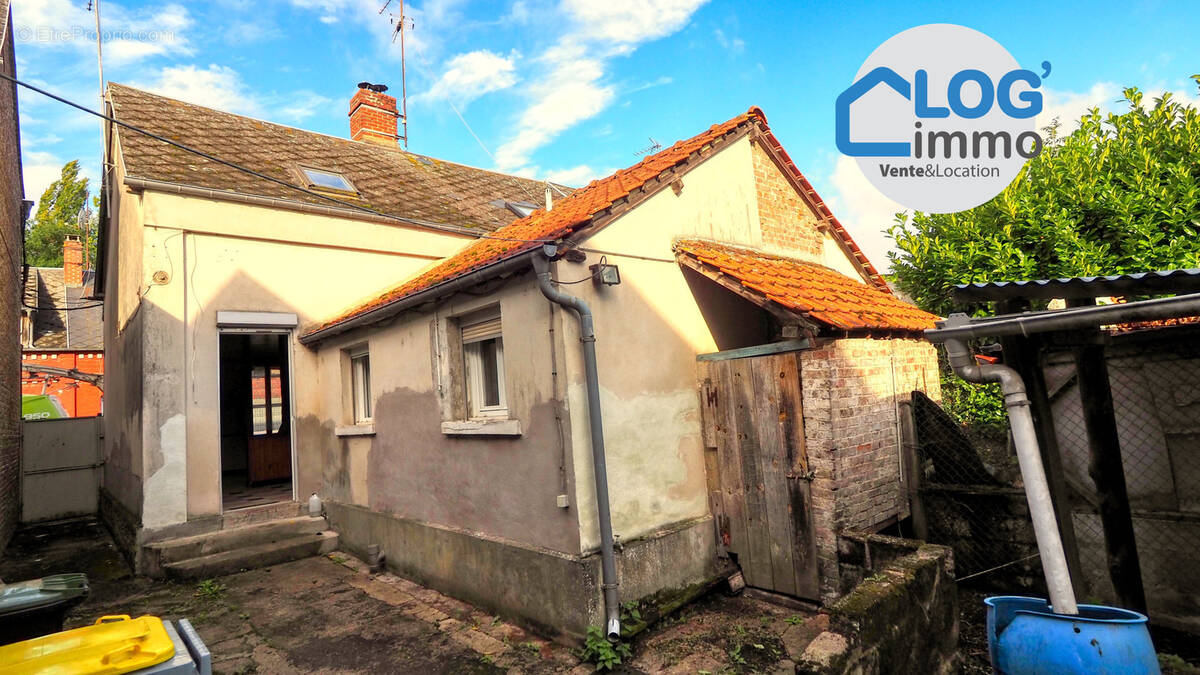 Maison à SAINT-LEGER-LES-DOMART