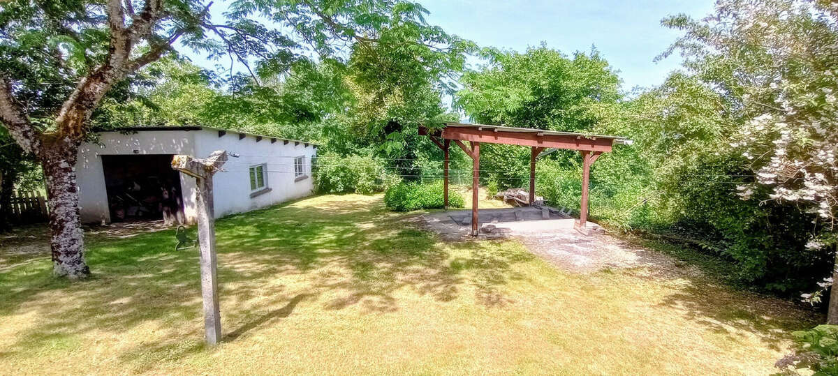 Maison de pays Saint Martial Entraygues 4 pièce(s) 116 m2 - photo 2