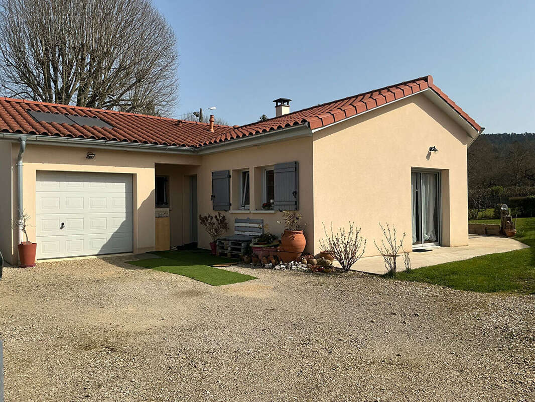 Maison à MEILLONNAS
