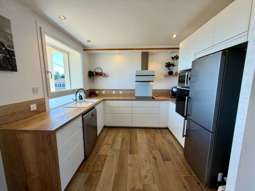 Maison à BEAUCROISSANT