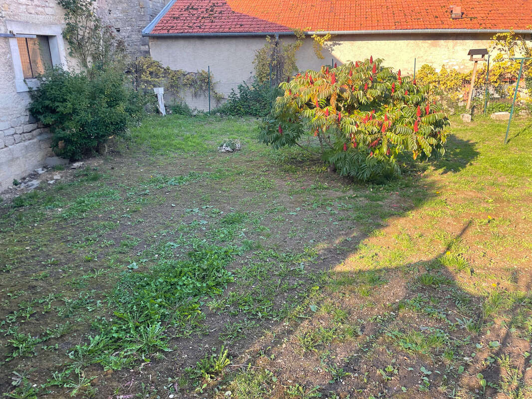 Maison à HAN-SUR-MEUSE