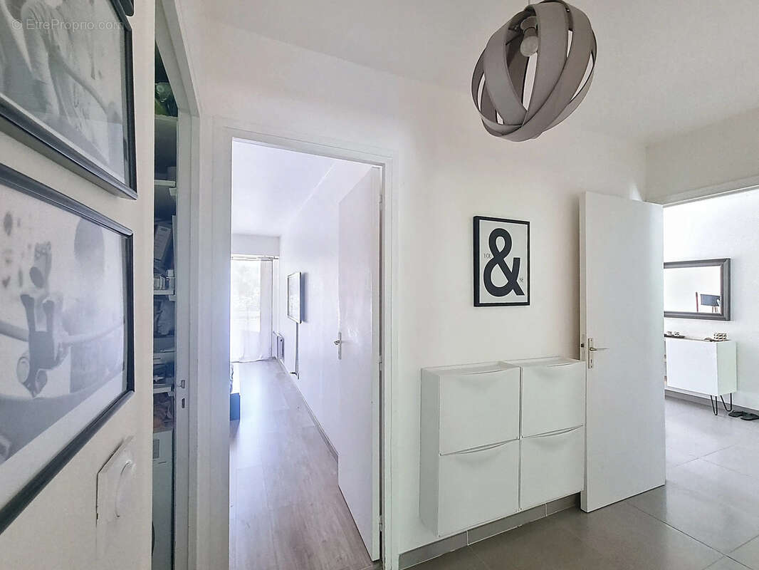 Appartement à VENCE