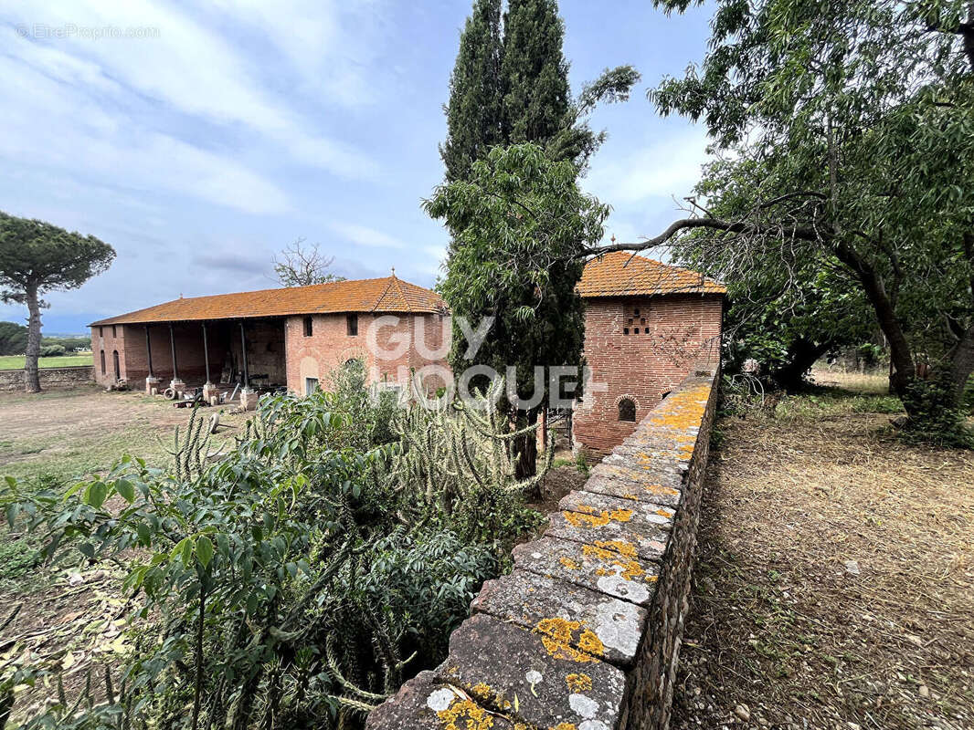 Maison à VILLENEUVE-DE-LA-RAHO