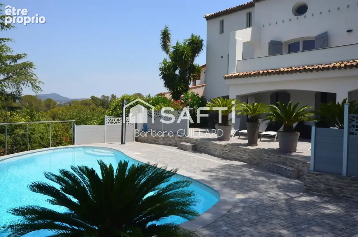 Photo 1 - Maison à SAINT-RAPHAEL