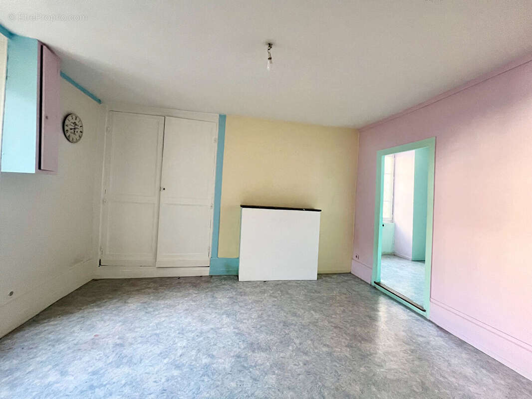 Appartement à BRIE-COMTE-ROBERT