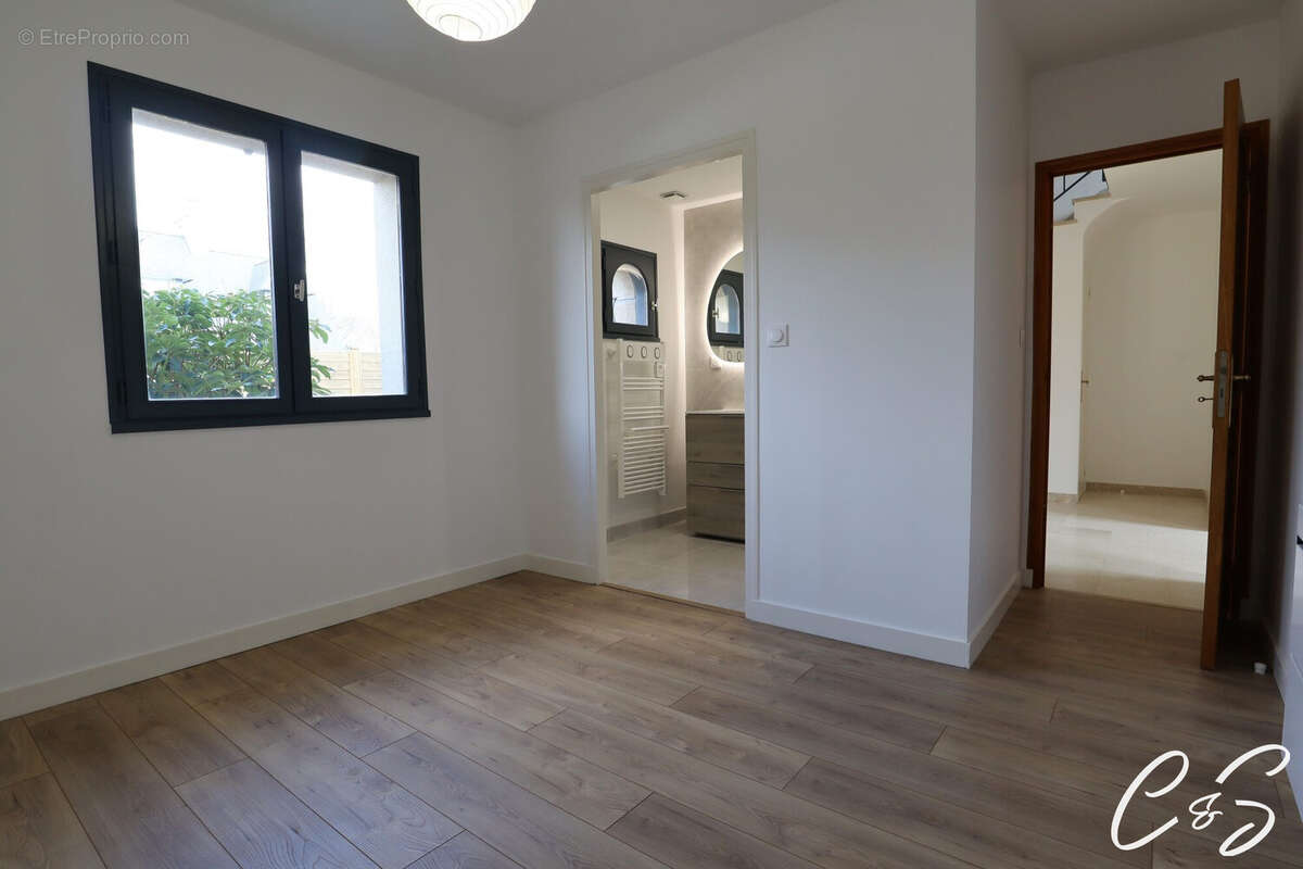 Maison à COMBRIT