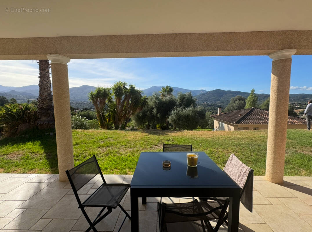 Maison à BASTELICACCIA