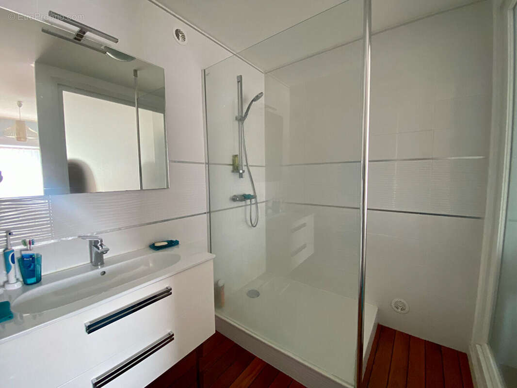 Maison Guisseny 8 pièce(s) 155 m2 - photo 13