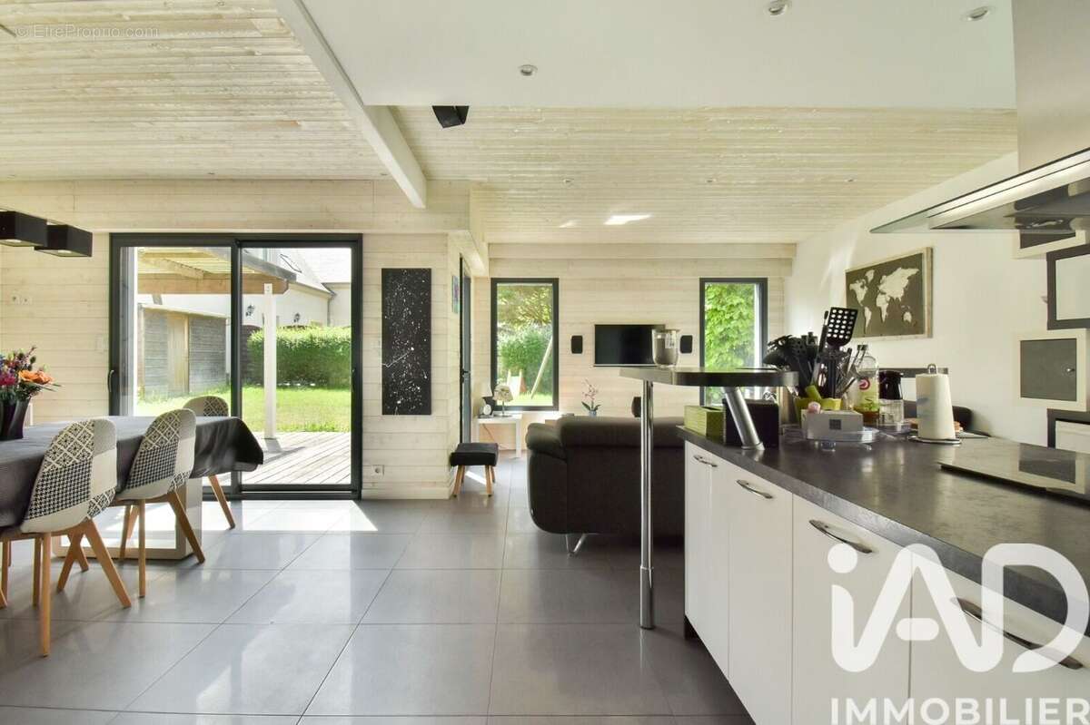 Photo 6 - Maison à MONTLIGNON