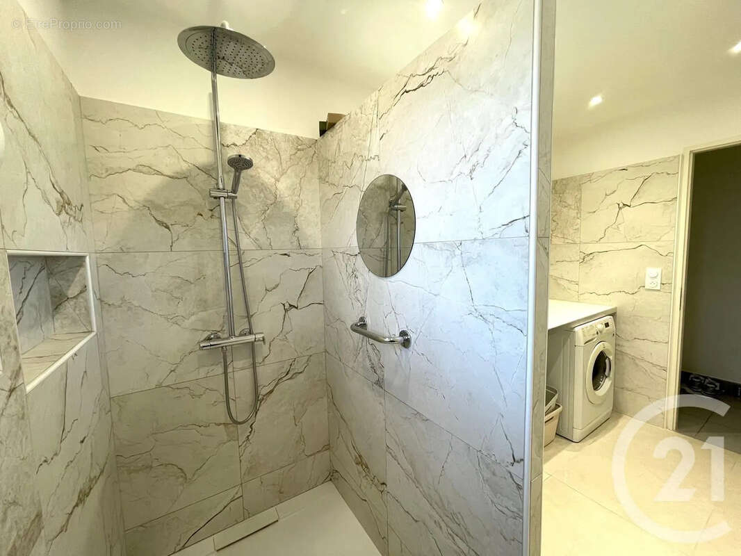 Appartement 67 m² à Borgo  - photo 8
