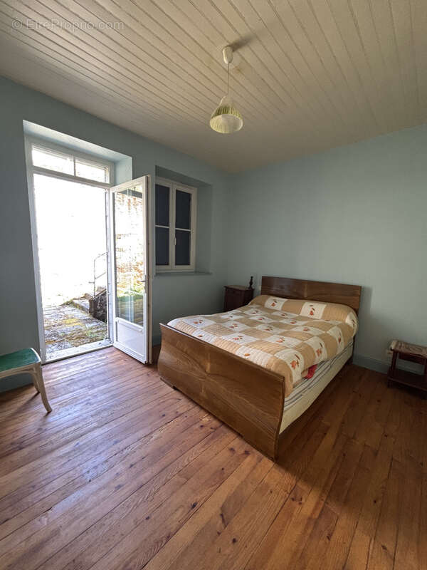 Maison à SAINT-PROJET-DE-SALERS