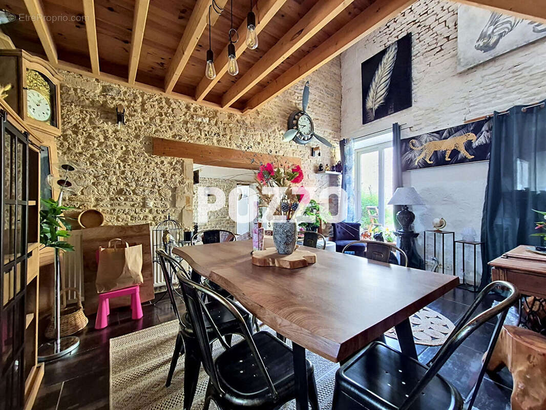 A VENDRE Maison Colombiers -sur-seulles 124 m2 - photo 4