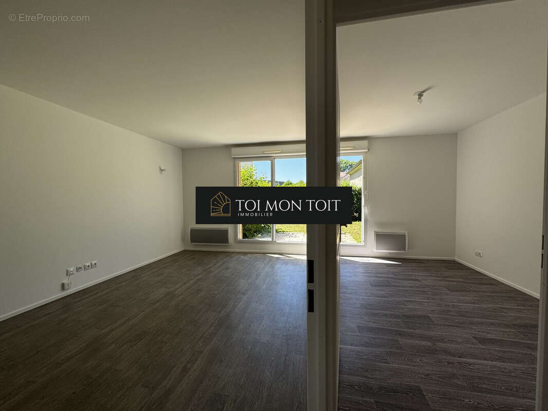 Appartement à SURVILLIERS