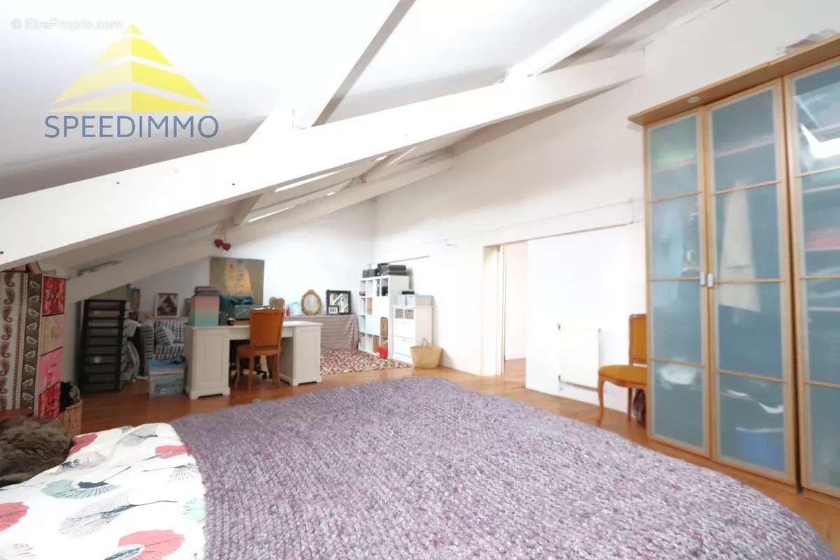 Maison à VILLECRESNES