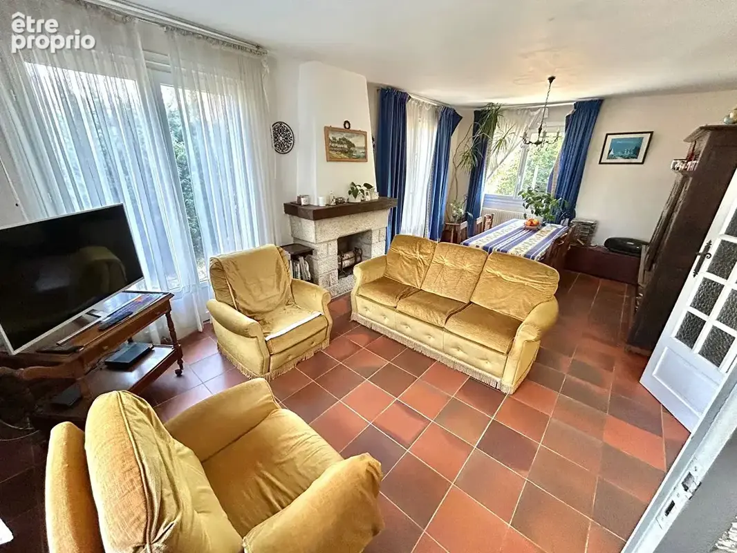 Maison à vendre à 400 m du centre de Pont L'Abbé - 4 chambres sur terrain de 1500 m² avec dépendance. - photo 5