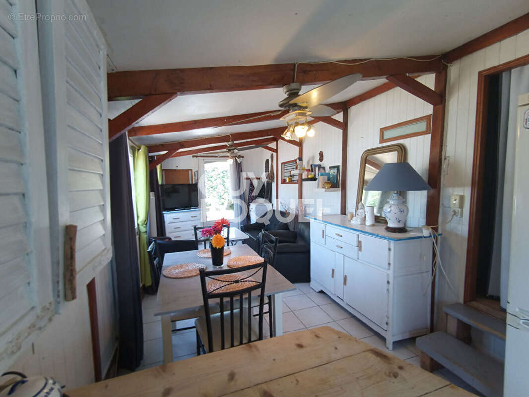 Terrain à SAINT-PIERRE-D&#039;OLERON