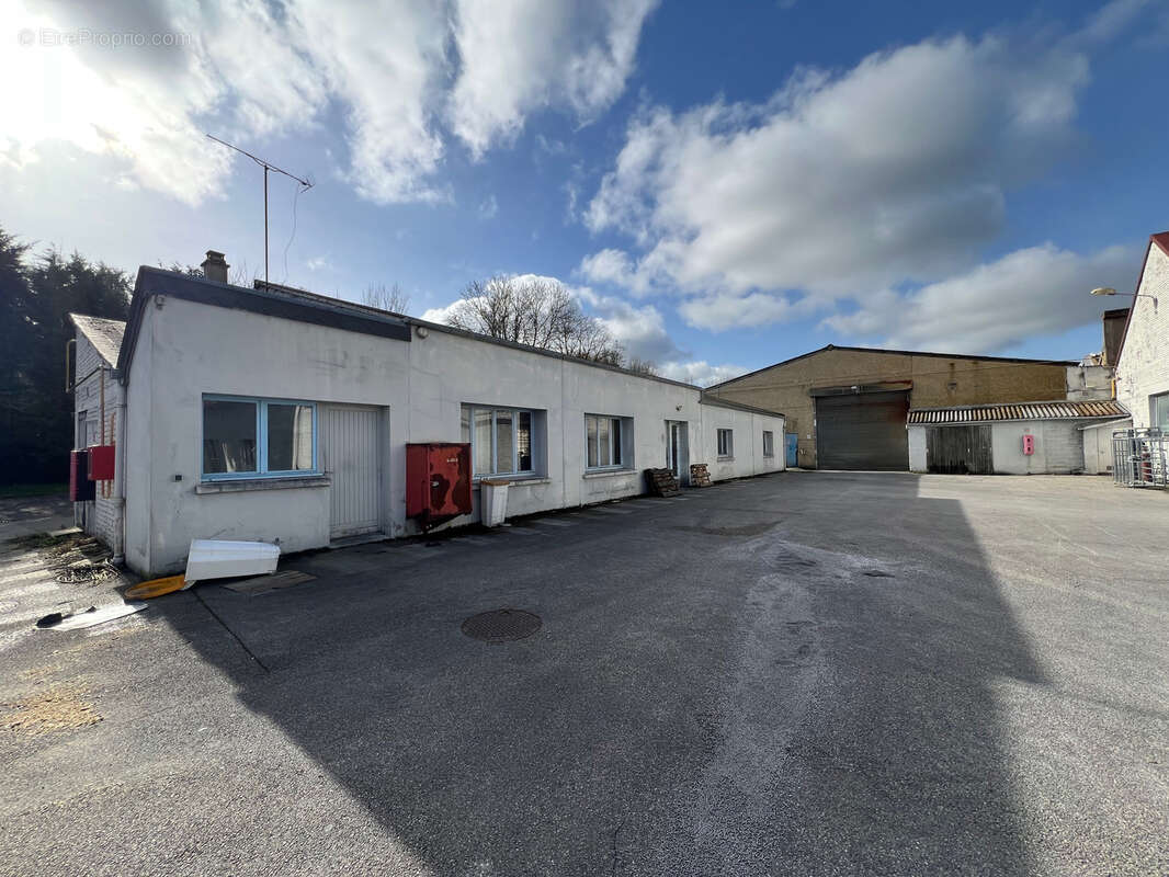 Commerce à FRESSENNEVILLE