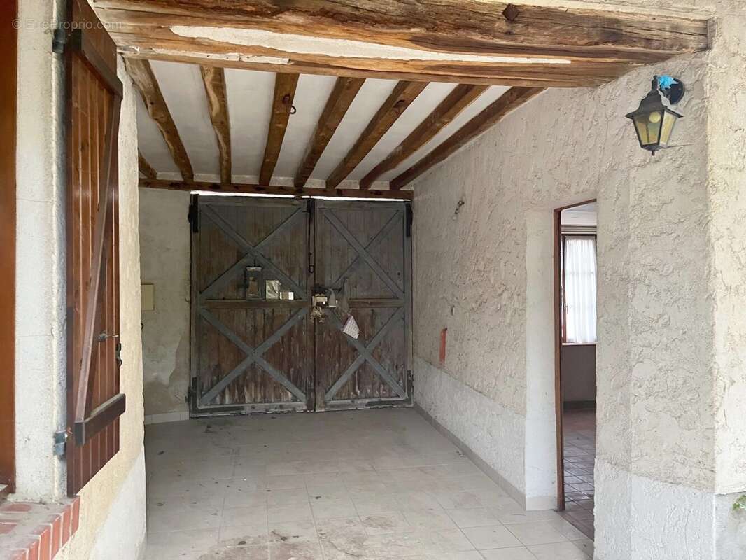 Maison à ISSOU