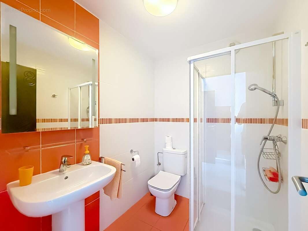 Belle villa familiale 200m2 4 chambres à CHENS SUR LEMAN (74) - photo 16