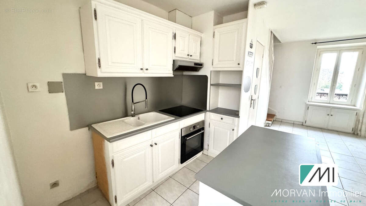 Appartement à LES ESSARTS-LE-ROI