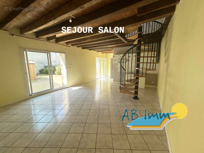 Maison avec jardinet - photo 2
