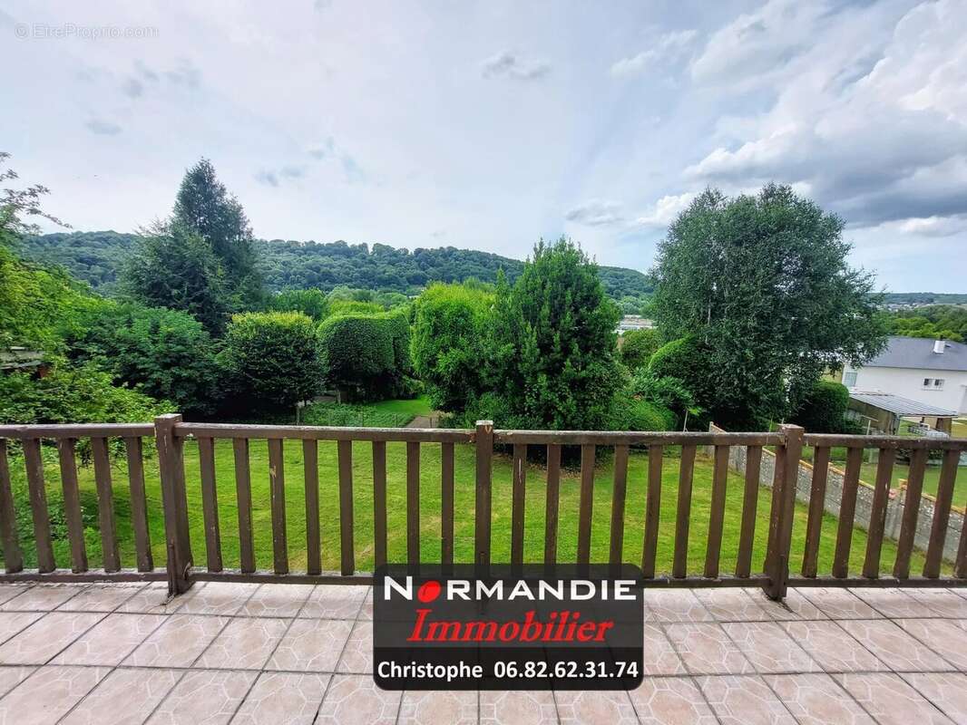 Maison à LILLEBONNE