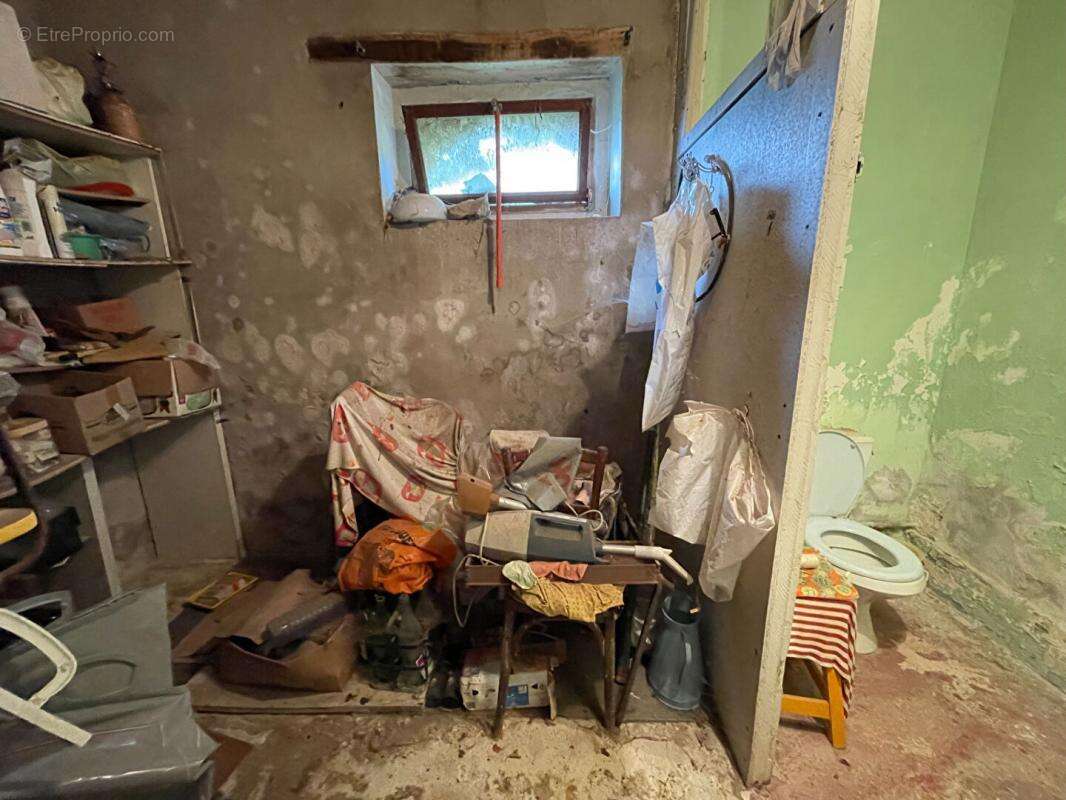 Maison à LA CHAPELLE-SUR-AVEYRON