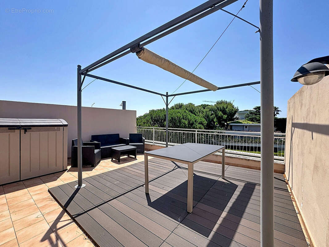 Appartement à ROQUEBRUNE-CAP-MARTIN