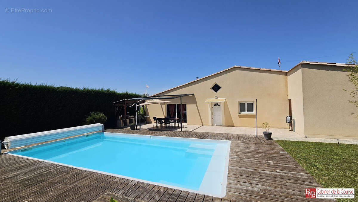 Maison à CURSAN