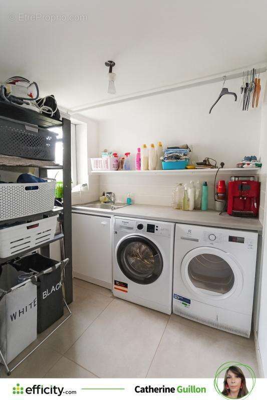 Maison à FONTAINE-LE-COMTE