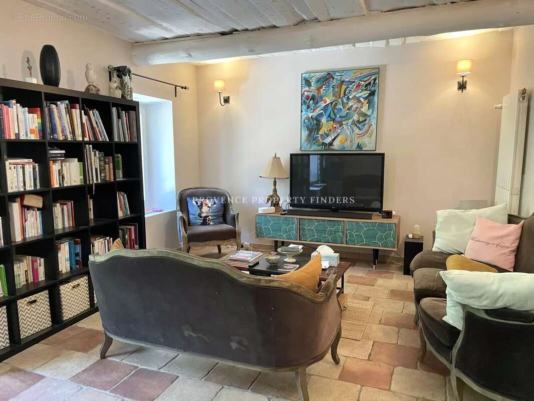 Maison à LORGUES