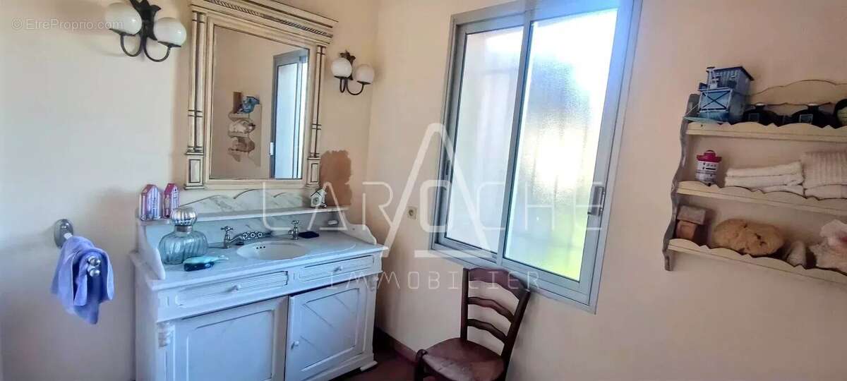 Maison à SAINT-CYPRIEN