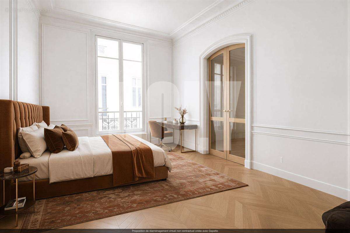 Appartement à PARIS-8E