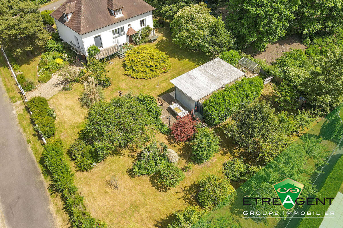 Maison CONCHES-EN-OUCHE - 170 m² - 5 chambres - photo 17