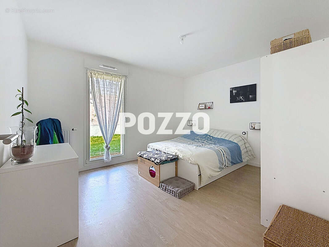 Appartement à DONVILLE-LES-BAINS
