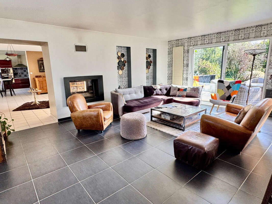 Maison à BIVILLE-LA-BAIGNARDE