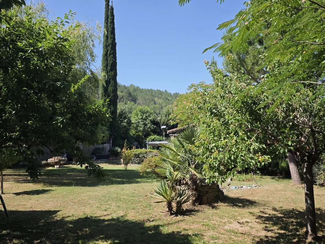 Maison individuelle avec garage et grand jardin - photo 15