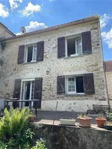 Maison à LIZY-SUR-OURCQ