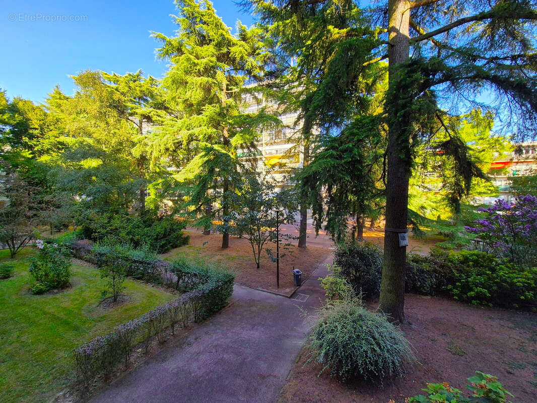 Appartement à VELIZY-VILLACOUBLAY