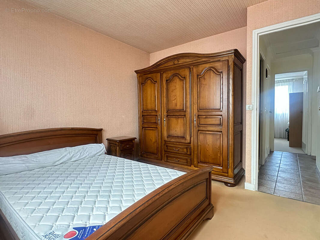 Maison de plain-pied surélevé - Limay - 3 chambres - 340 m² terrain - photo 12