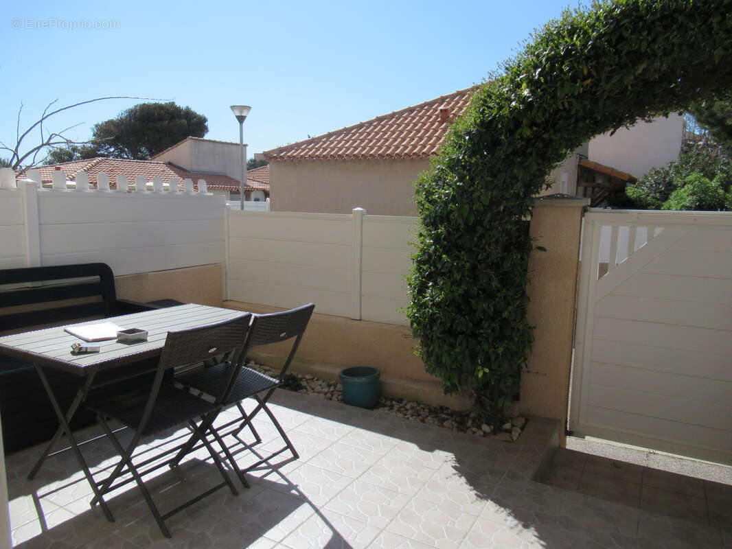 Appartement à SAUSSET-LES-PINS