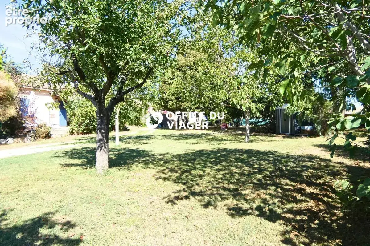 Maison - 8 pièces - 177 m² - photo 2