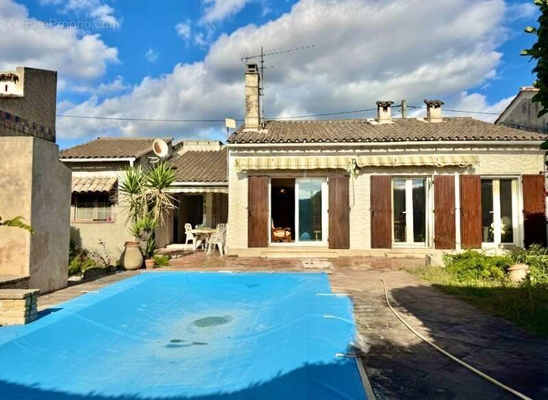 Maison à LA FARE-LES-OLIVIERS